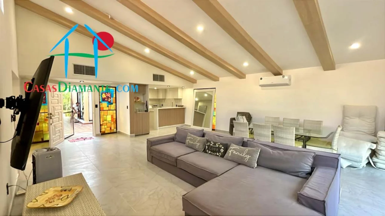 Casa en Villas Princess con 4 recámaras y terraza - 5