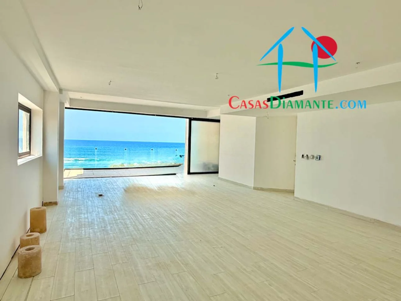 Depa de playa en oportunidad con terraza y vista al mar — foto 2