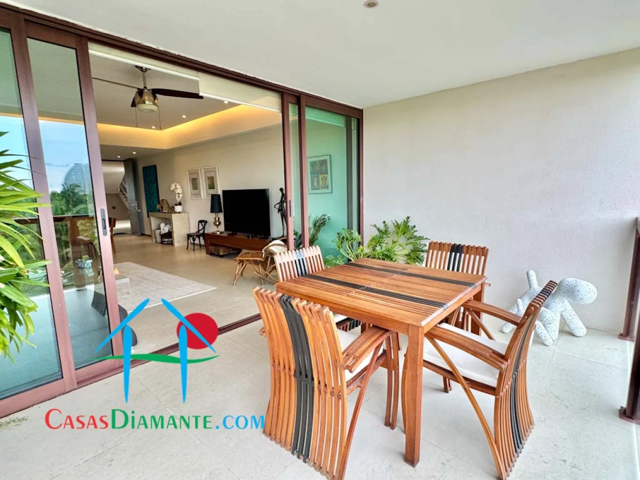 Con terraza y vista a las áreas comunes — foto 11