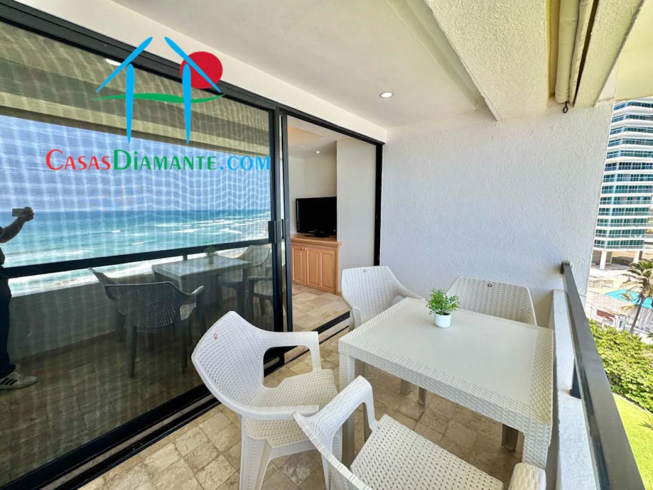 Departamento a pie de playa con terraza y vista al mar — foto 13