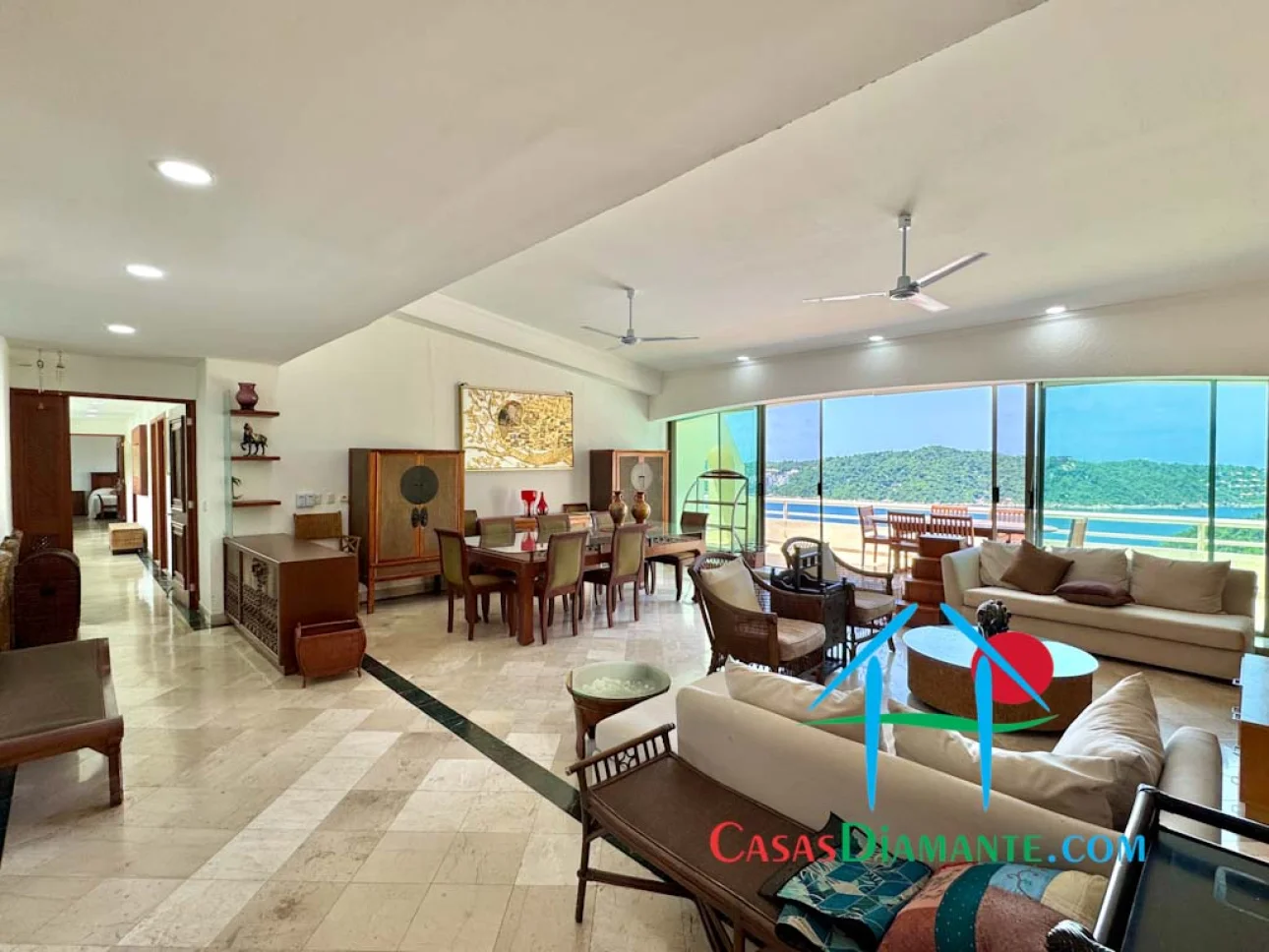 Departamento con terraza, vista al mar y jacuzzi privado — foto 3
