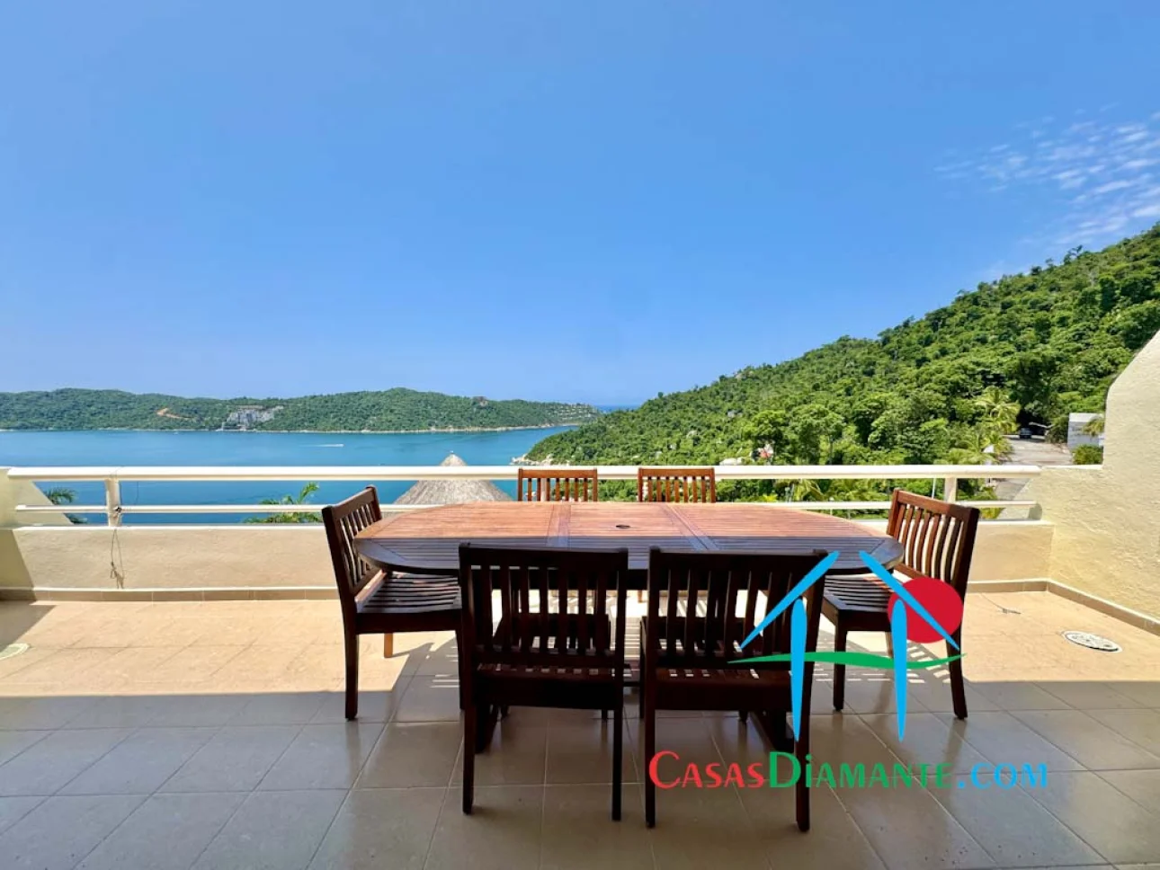 Departamento con terraza, vista al mar y jacuzzi privado — foto 6