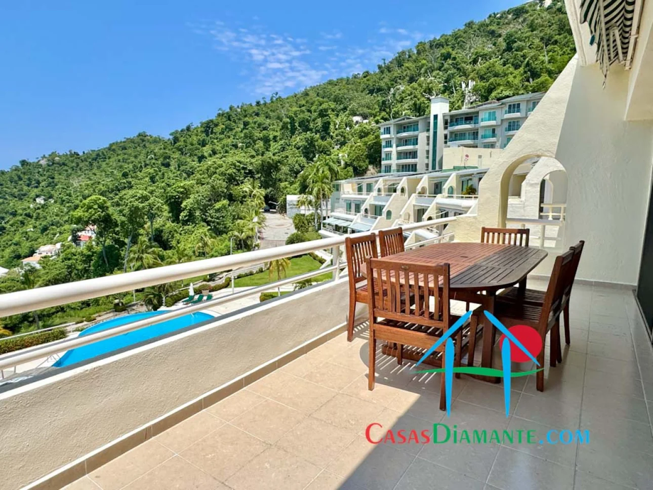 Departamento con terraza, vista al mar y jacuzzi privado — foto 8