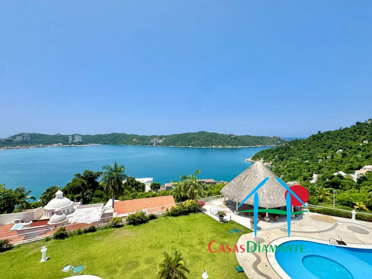 Departamento con terraza, vista al mar y jacuzzi privado — foto 9