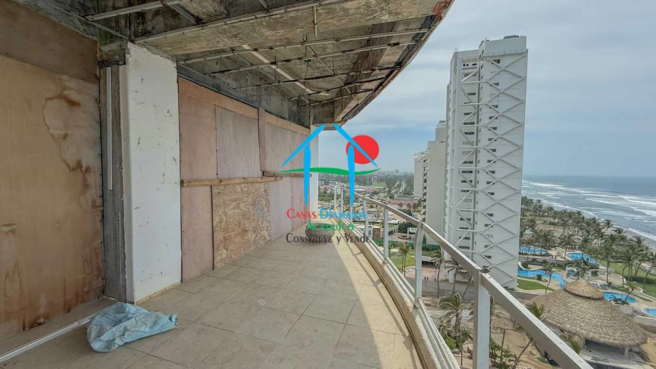 Depa de playa para restaurar en precio de oportunidad - 12