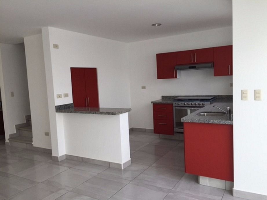 CASA EN VENTA SAN PEDRO CHOLULA PUEBLA - DIAGONAL DEL FERROCARRIL - 1