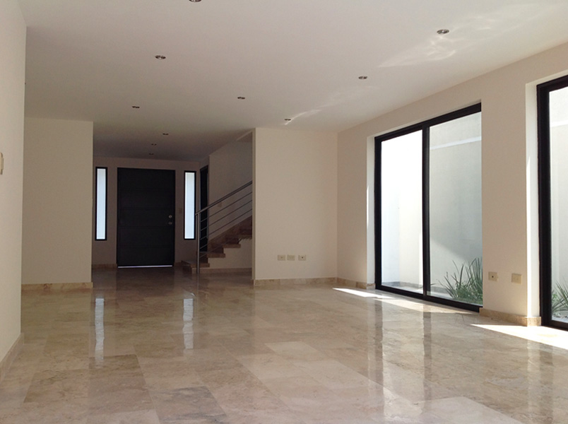 CASA EN VENTA EN PUEBLA, FRACCIONAMIENTO LOMAS DE ANGELOPOLIS - 2